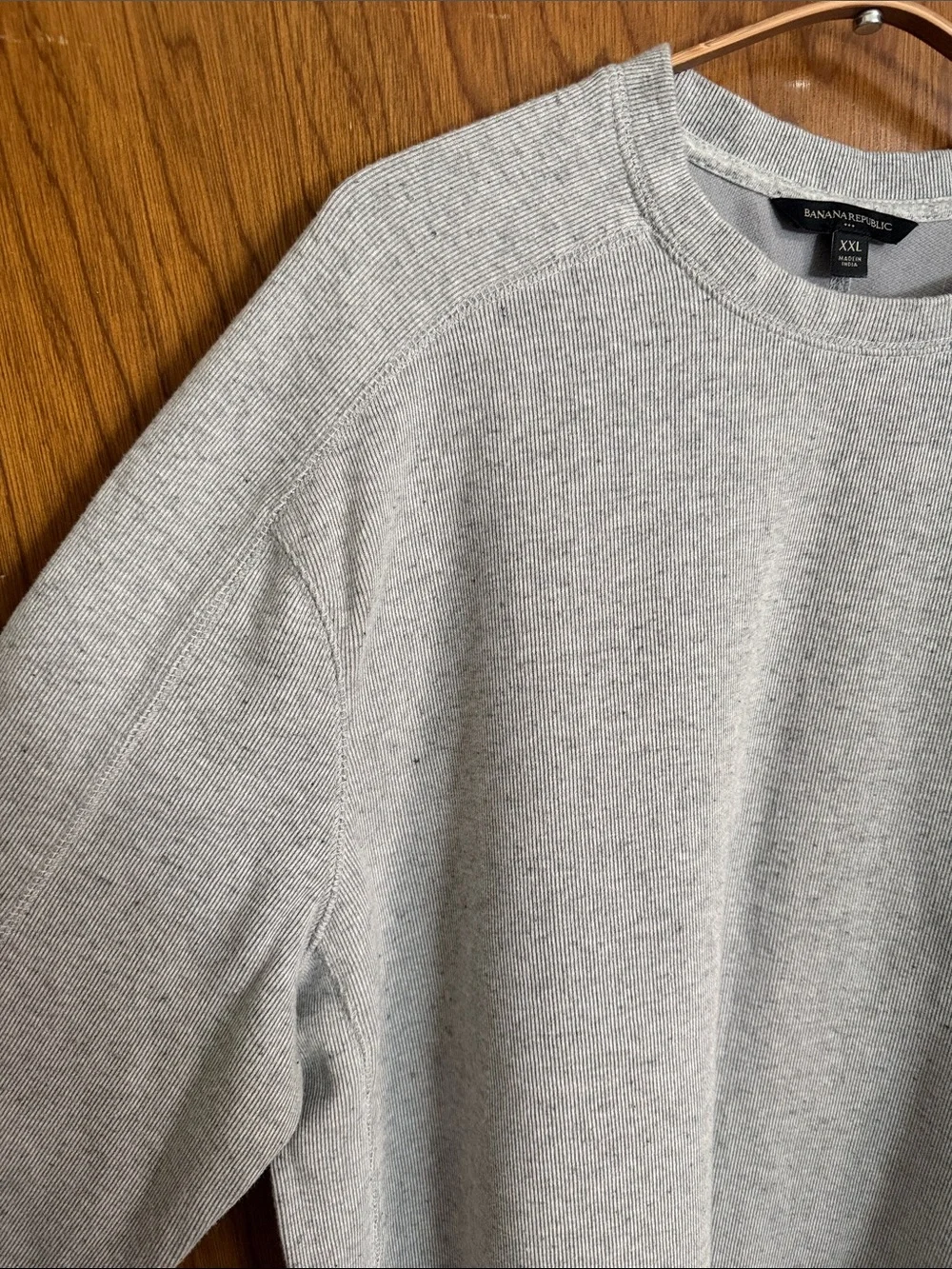 Banana Republic Men's Crewneck Sweater - Light Gray